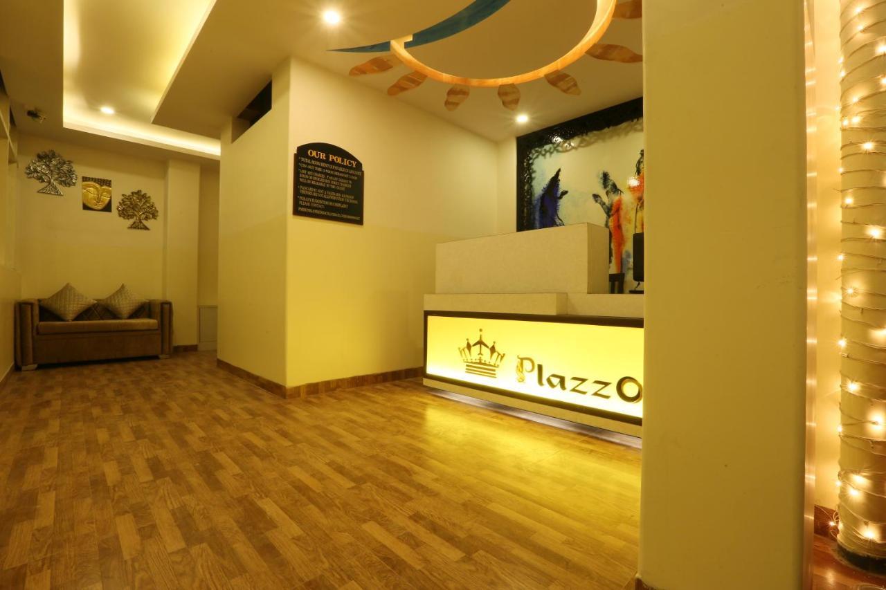 新德里 Plazzo酒店 外观 照片